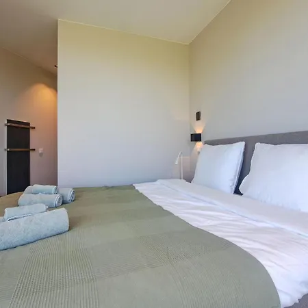 2 Bedroom Amazing In Casa de Férias *