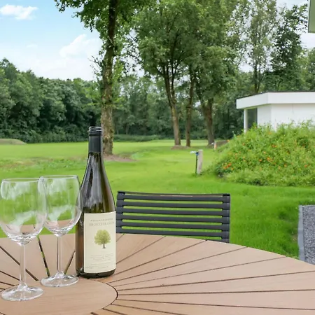 2 Bedroom Lovely In Vakantiehuis Afferden (Limburg)