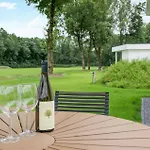 2 Bedroom Amazing In Holiday home Afferden (Limburg)
